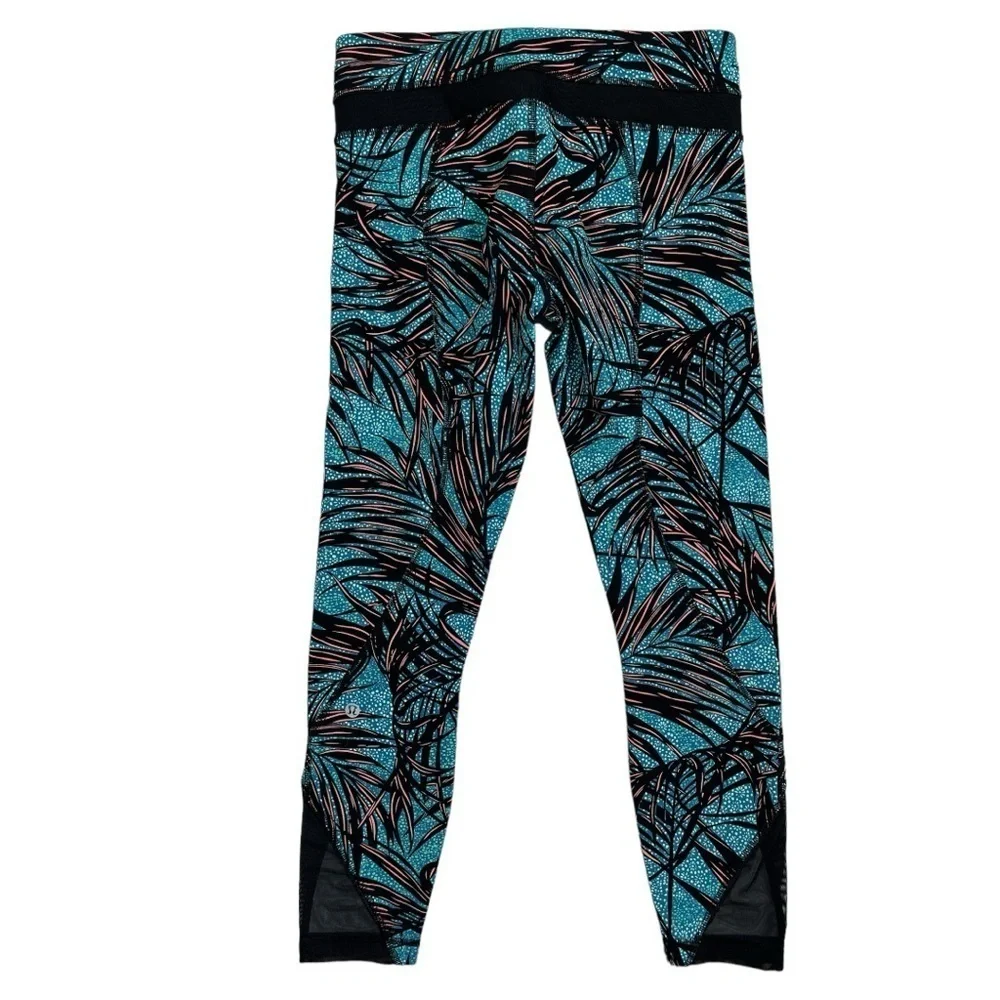 Lululemon Inspire Tight II size 6 in Palm Lace Tofino Teal Multi